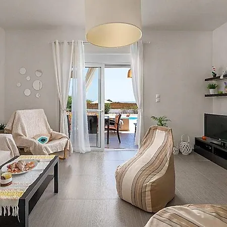 Gennadi Serenity House -beachfront With Pool