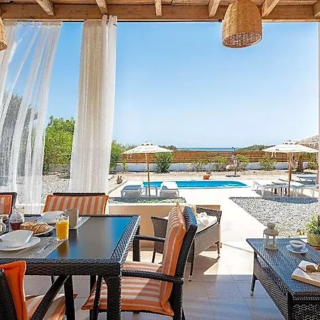 Gennadi Serenity House -beachfront With Pool