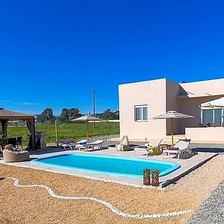 Hotel Gennadi Serenity House -beachfront With Pool