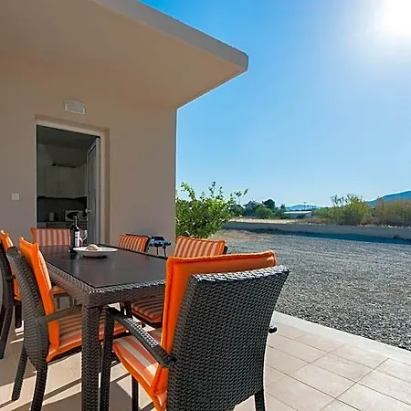 Hotel Gennadi Serenity House -beachfront With Pool Istrios